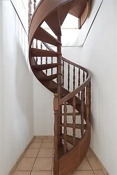 Aparthotel Ajoupa نيس فندق