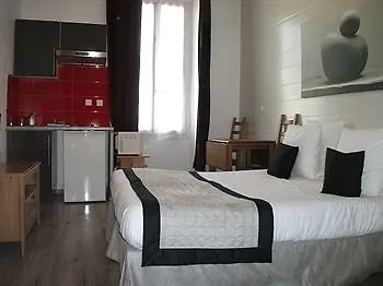 Aparthotel Ajoupa نيس فندق