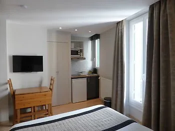 فندق Aparthotel Ajoupa نيس