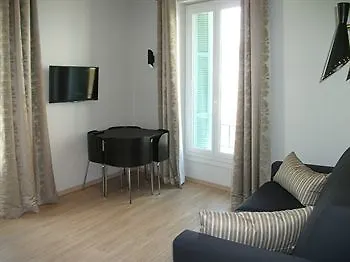 Aparthotel Ajoupa Nizza 2*,