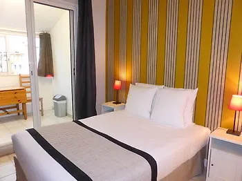 ** Hotel Aparthotel Ajoupa Nizza Francia